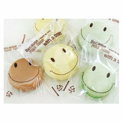 Cellofaan zakjes met plakstrip smile helder klein10 stuks