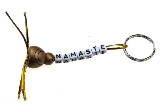 Gelukspoppetjes sleutelhanger boeddha goud namaste hiermee heeft u uw geluksymbool altijd bij de hand. In deze sleutelha