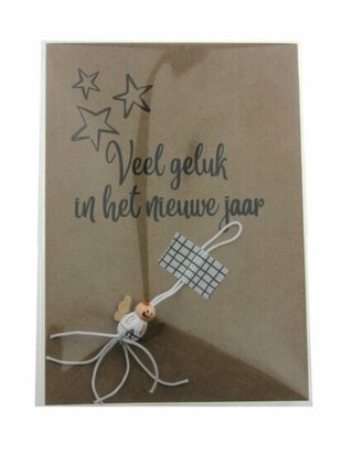 Kaart veel geluk in het nieuwe jaar met gelukspoppetje