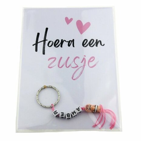 Geboortebedankje gelukspoppetjes baby sleutelhanger met naam hoera een broertje of zusje