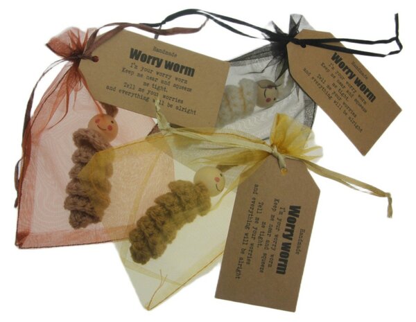 Worry Worm Aardetinten in Organza Zakje met tekst label
